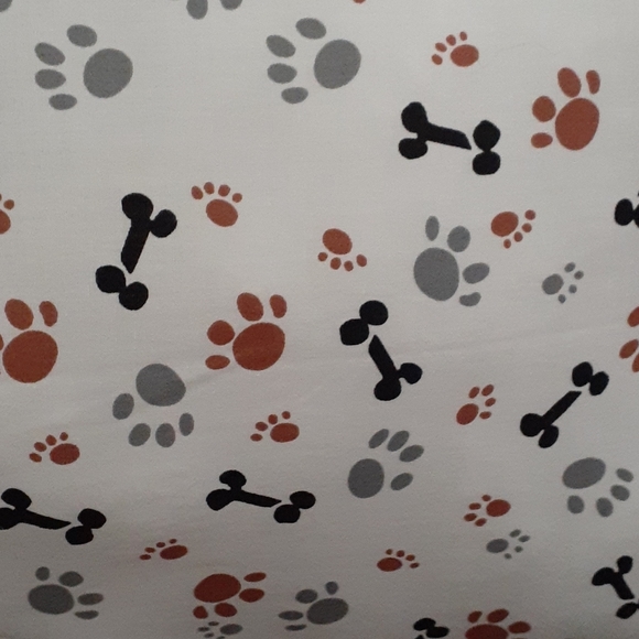 🌼SALE🌼🐶🐾Dog Themed Accent Pillow🐶🐾 - Picture 3 of 3